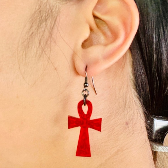 Egyptian Ankh Red Cross Earrings - Picture 7 of 7